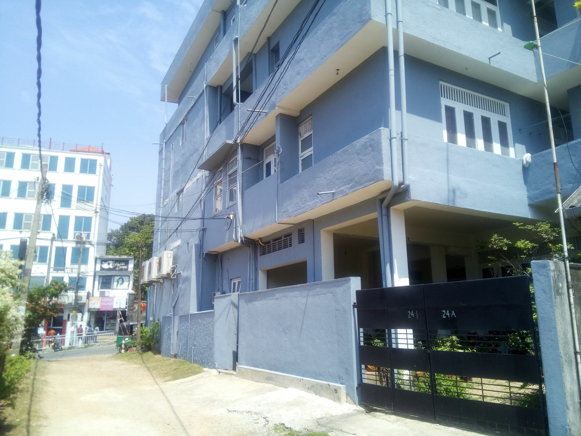 Ocean Pebbles Daire Dehiwala-Mount Lavinia Dış mekan fotoğraf